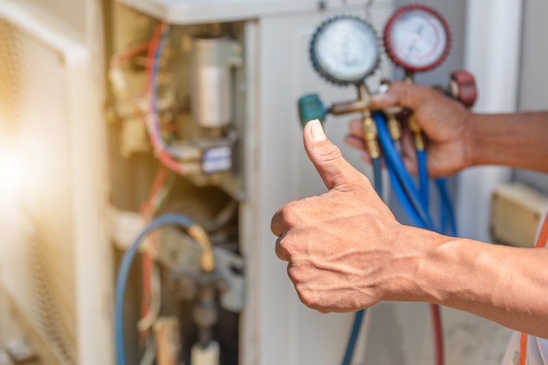 4 Reasons to Invest in Fall HVAC Maintenance